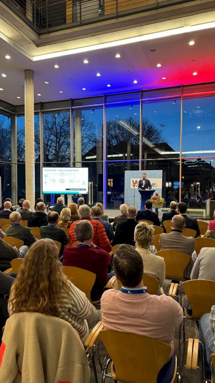 Volles Haus beim Wirtschaftsforum