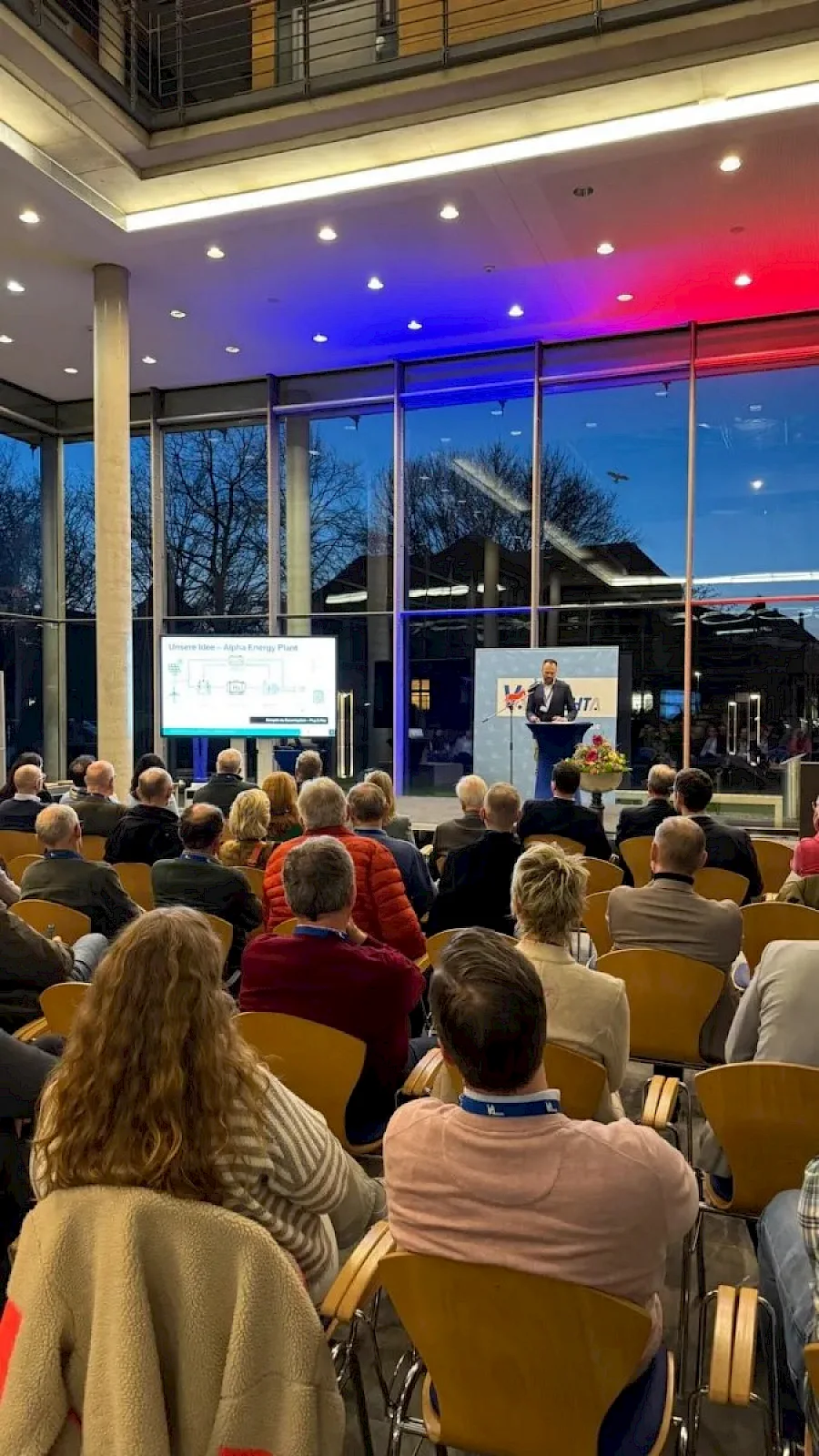 Volles Haus beim Wirtschaftsforum